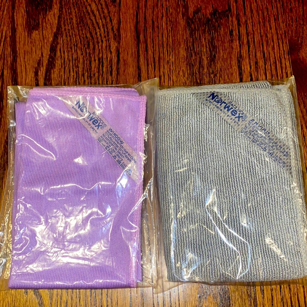 Norwex- Enviro and Window Cloths New